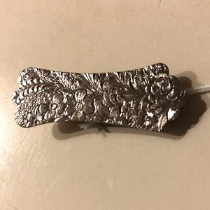 3/$25 Silver shoe clip or tie tack.